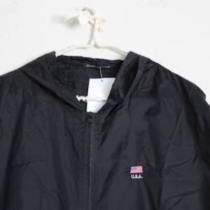 Brandy Melville wind breaker